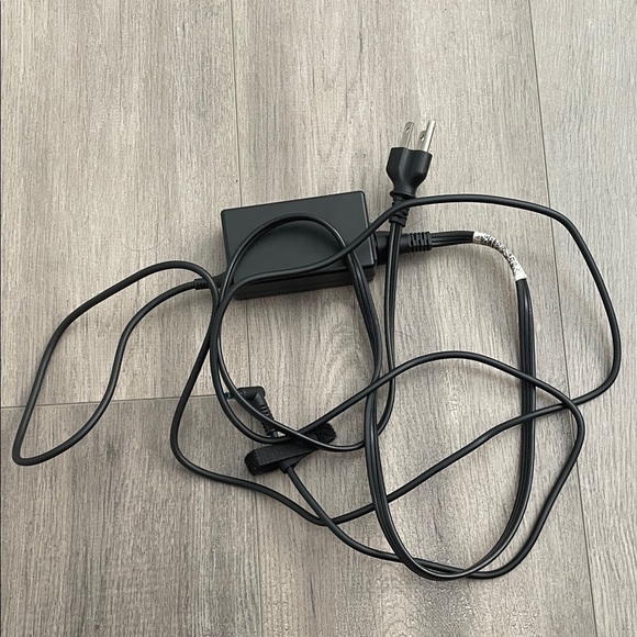 HP Black Laptop Charger 65W - Picture 1 of 5
